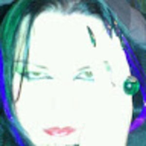 Meet your Posher, Esmeralda